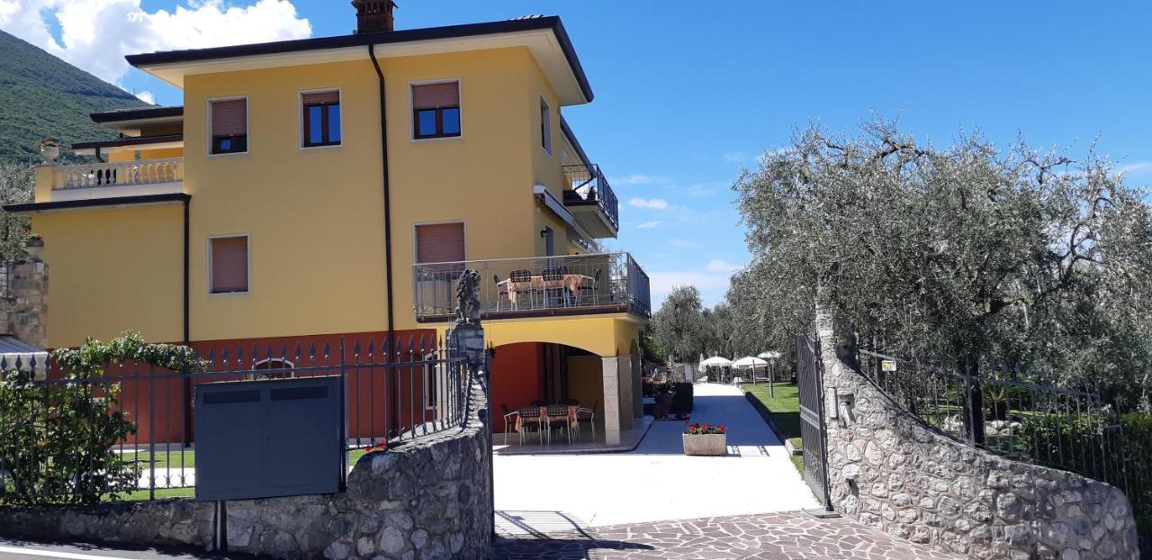 Villa Due Leoni - Residence Brenzone sul Garda Dış mekan fotoğraf