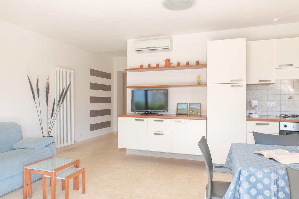 Villa Due Leoni - Residence Brenzone sul Garda Dış mekan fotoğraf